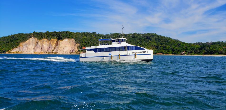 Catamarãs em Morro de São Paulo: A ecologia das embarcações