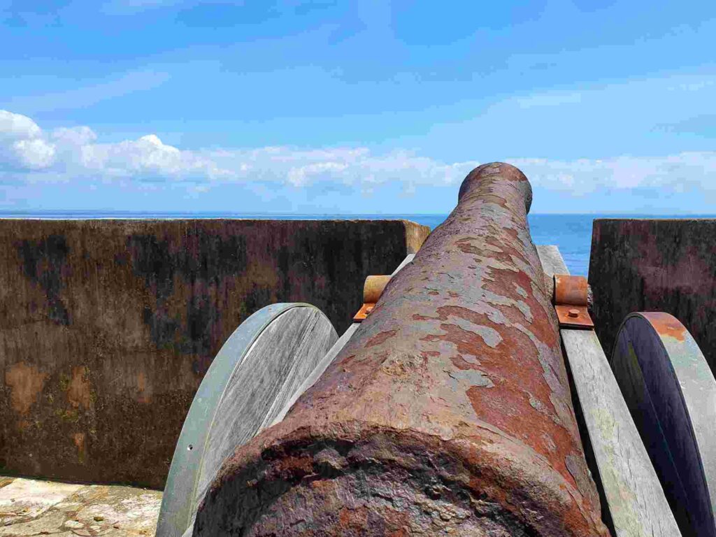 Ruínas da Fortaleza de Tapirandu